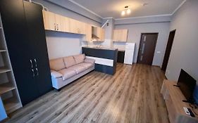 Sky House Central Apartment